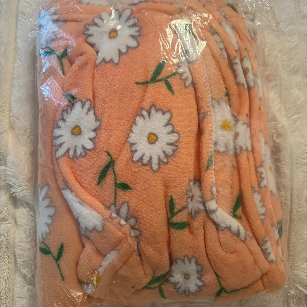 Floral Orange Women's shower wrap - Picture 3 of 3